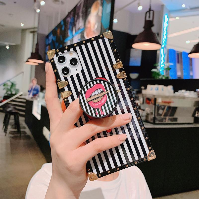Luxury Designer Soft TPU Bracket Cover Phone Holder Stand Marble Case for iPhone 12 11 Pro XS Max XR X 7 8 Plus
Luxury Designer Soft TPU Bracket Cover Phone Holder Stand Marble Case for iPhone 12 11 Pro XS Max XR X 7 8 Plus