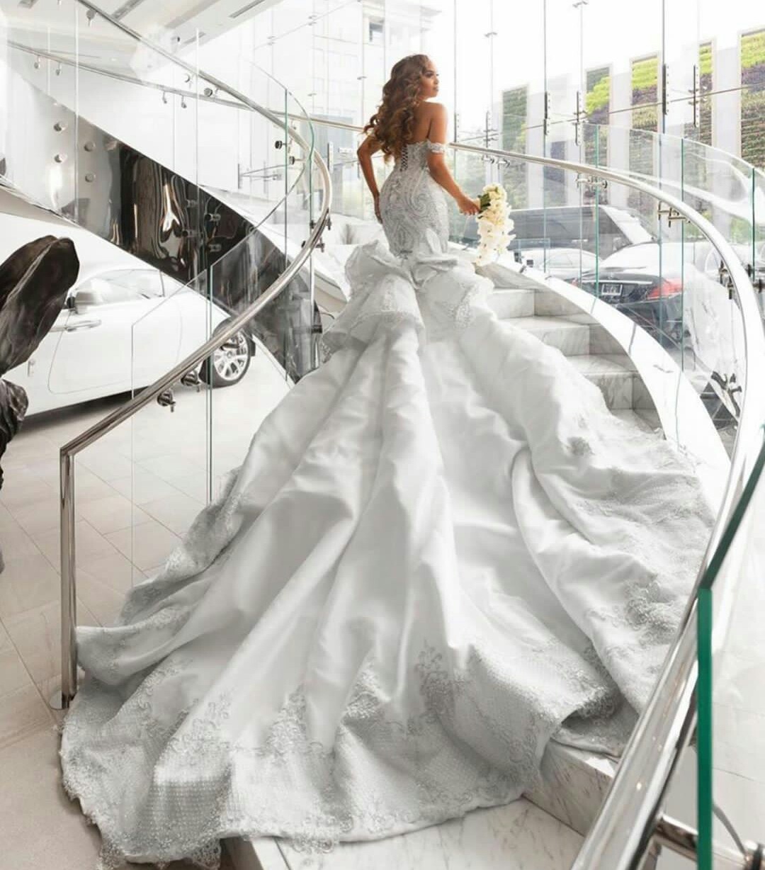 South African Mermaid Wedding Dresses Plus Size Off Shoulder Long Train Black Girls Robe De Mariee Lace Beaded Luxury Wedding Gowns