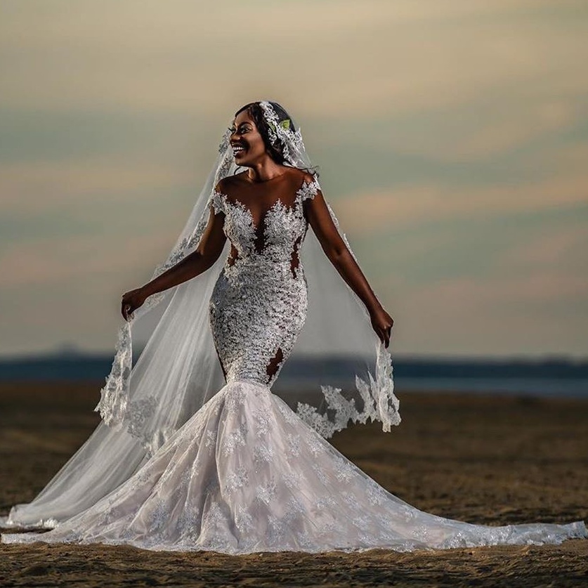 Mermaid Beaded Stunning Lace Wedding Dresses Sheer Bateau Neck Plus Size Sequined Bridal Gowns Sweep Train Trumpet Robe De Marie
