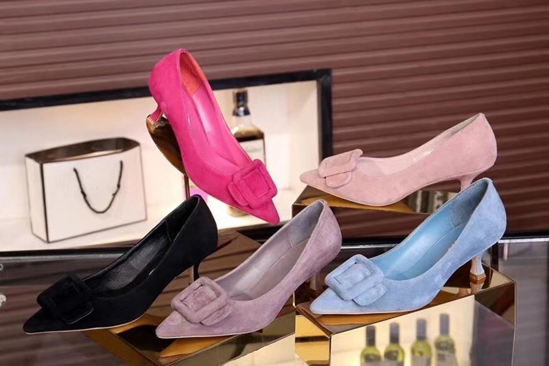 Summer fashion dress wedding high heels leather pointed shallow mouth single shoes women's 5 colors covered sandals with box and dust bag, Black
Summer fashion dress wedding high heels leather pointed shallow mouth single shoes women's 5 colors covered sandals with box and dust bag, Black