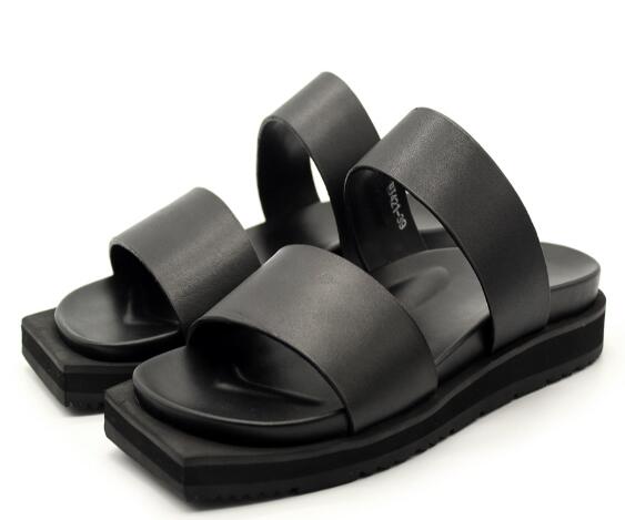 New arrival fashion plain-toe slipper shoes for men comfort handmade men slippers black Outside the slippers
New arrival fashion plain-toe slipper shoes for men comfort handmade men slippers black Outside the slippers