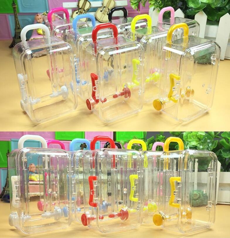 NEW Mini Rolling Travel Suitcase Candy Box Baby Shower Wedding Favors Acrylic Clear Party Table Decoration Supplies Gifts Free Ship
NEW Mini Rolling Travel Suitcase Candy Box Baby Shower Wedding Favors Acrylic Clear Party Table Decoration Supplies Gifts Free Ship