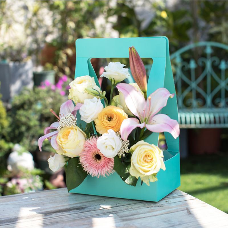 10pcs/lot Flower Basket Paper Carton Portable Flowers Gift Box Waterproof Fresh Flower Carrier Bags
10pcs/lot Flower Basket Paper Carton Portable Flowers Gift Box Waterproof Fresh Flower Carrier Bags