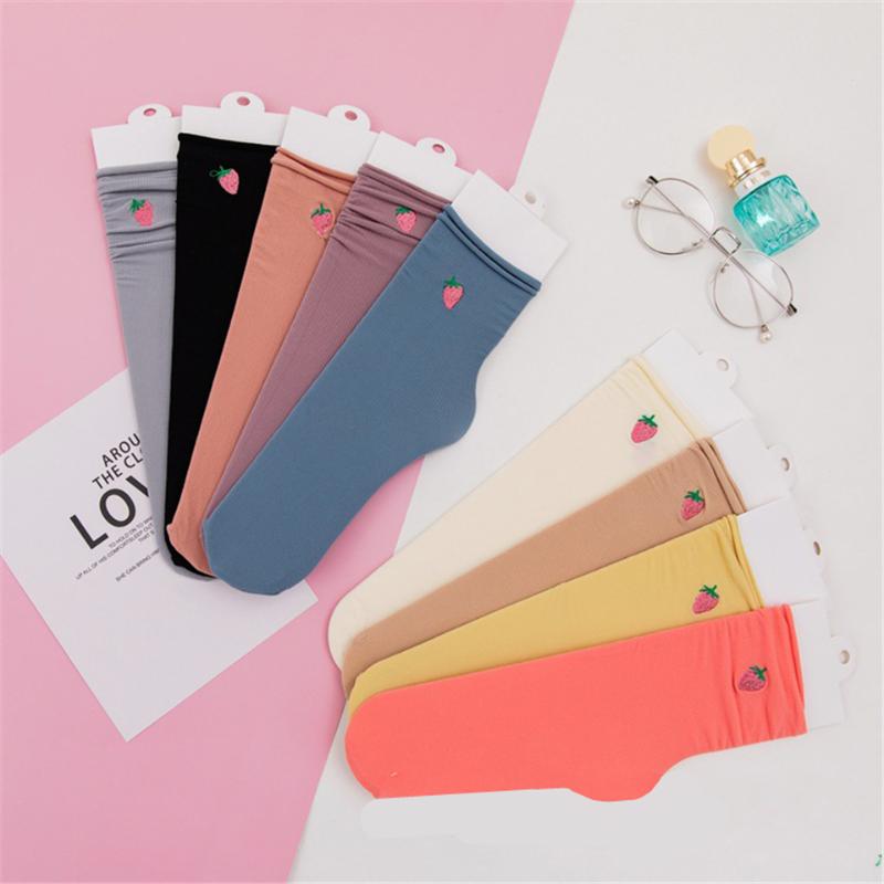 Velvet Yoga Socks Sport Women Socks Soft Strawberry Summer Thin Long For Women Spring Woman 1 Pair 2020, Beige 
Velvet Yoga Socks Sport Women Socks Soft Strawberry Summer Thin Long For Women Spring Woman 1 Pair 2020, Beige