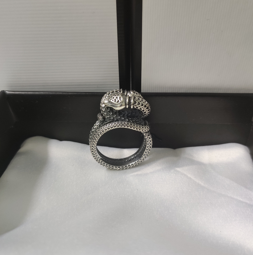 Top Quality Real Ring Three-dimensional Winding Snake Ring High Quality 925 Sterling Silver Personalized Ring Supply
Top Quality Real Ring Three-dimensional Winding Snake Ring High Quality 925 Sterling Silver Personalized Ring Supply