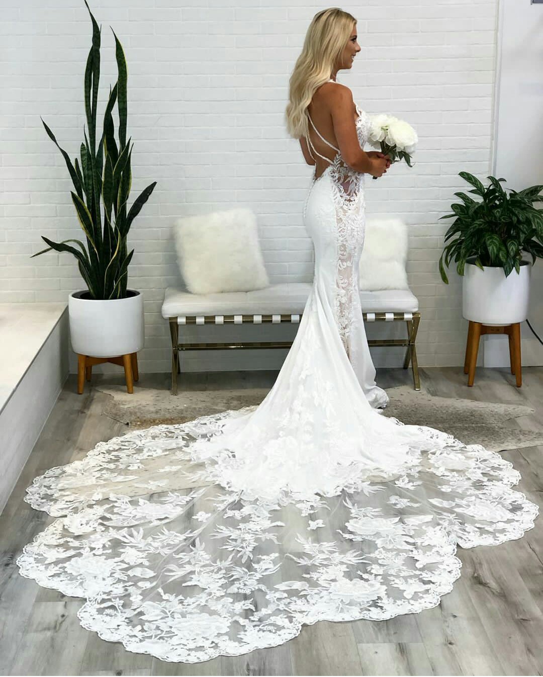 Mermaid Wedding Dresses Halter Neck Sleeveless Bride Bridal Gowns Lace Appliques Beach Sheath Column Customize Made Plus Size