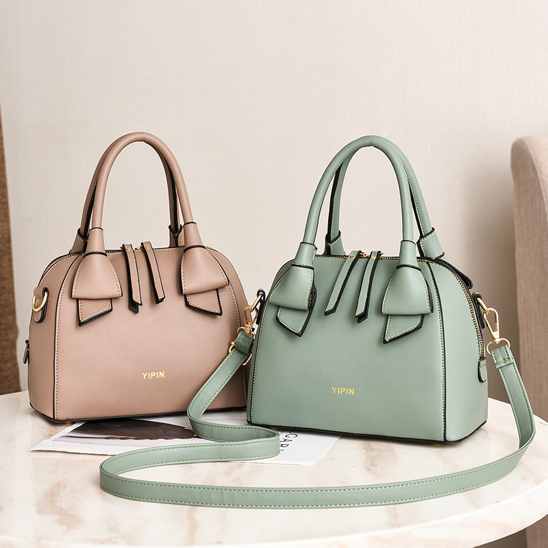 Vento Marea Designer Green Tote Bags For Women 2020 Female Top-handle Bag Girls Simple Shoulder Bags Lady Fashion Shell Handbag, Red
Vento Marea Designer Green Tote Bags For Women 2020 Female Top-handle Bag Girls Simple Shoulder Bags Lady Fashion Shell Handbag, Red