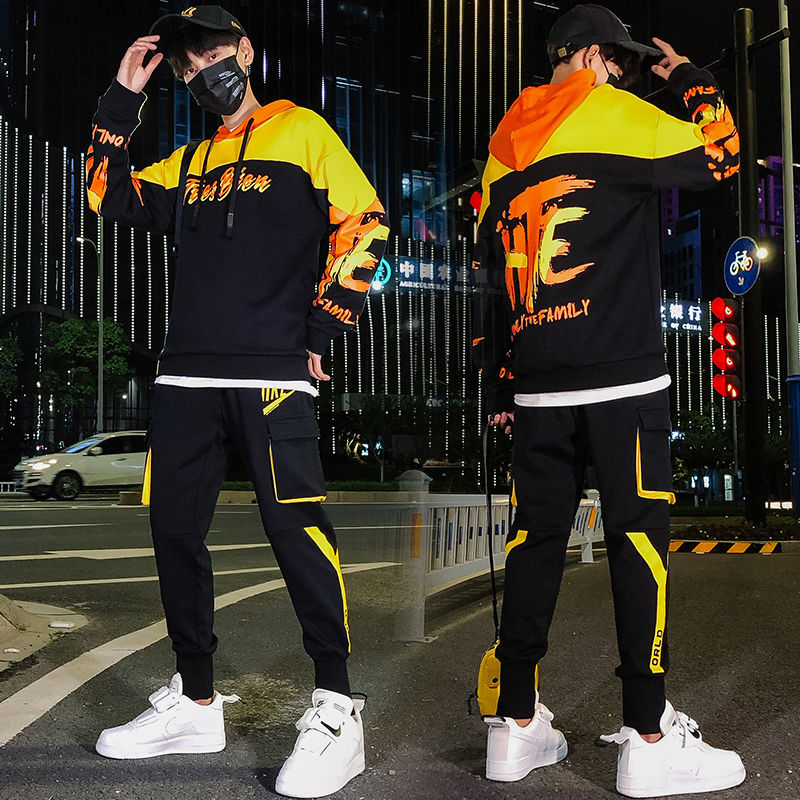 Hip Hop Graffiti Letter Two Piece Men Set Tracksuit Yellow Black Sweat Suit Hoodie Men Set Streetwear Youthful Fashion
Hip Hop Graffiti Letter Two Piece Men Set Tracksuit Yellow Black Sweat Suit Hoodie Men Set Streetwear Youthful Fashion