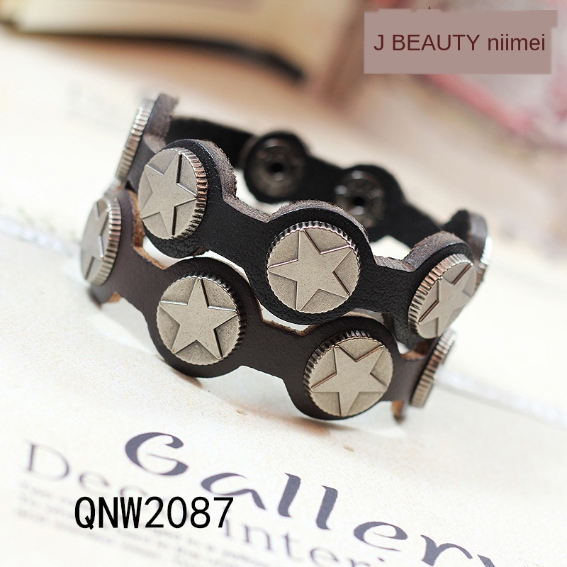Punk style sparkling five-pointed star rivet leather bracelet simple fashion bracelet jewelry
Punk style sparkling five-pointed star rivet leather bracelet simple fashion bracelet jewelry