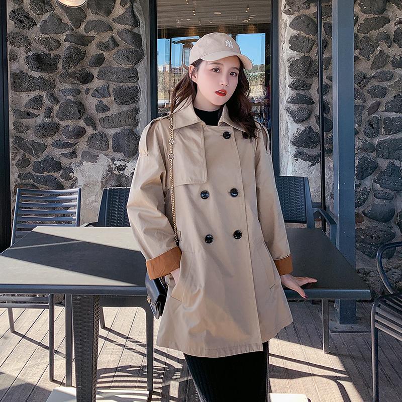 2020 New Fashion Back British Cloak Khaki Stitching Autumn Double-breasted Short Trench Coat Casual Loose Quality Women Coat W62
2020 New Fashion Back British Cloak Khaki Stitching Autumn Double-breasted Short Trench Coat Casual Loose Quality Women Coat W62