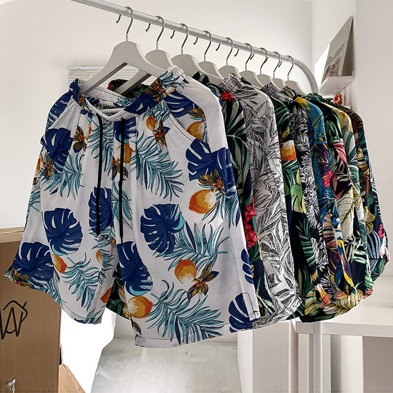 Summer shorts printing breathable men's beach shorts printing breathable quick-drying swimming couple swimwear men's boar
Summer shorts printing breathable men's beach shorts printing breathable quick-drying swimming couple swimwear men's boar