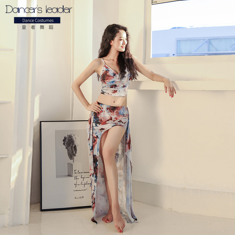 Belly dance practice clothes suit sling top + long skirt two-piece oil painting style oriental dance woman wear suit, Black and white
Belly dance practice clothes suit sling top + long skirt two-piece oil painting style oriental dance woman wear suit, Black and white