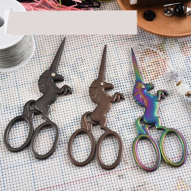 Unicorn Scissors Horse Sharp Circle Stainless Steel Cutter Wool Embroidery Package Muti Colors Shears New Arrival 8 06lg C2
Unicorn Scissors Horse Sharp Circle Stainless Steel Cutter Wool Embroidery Package Muti Colors Shears New Arrival 8 06lg C2
