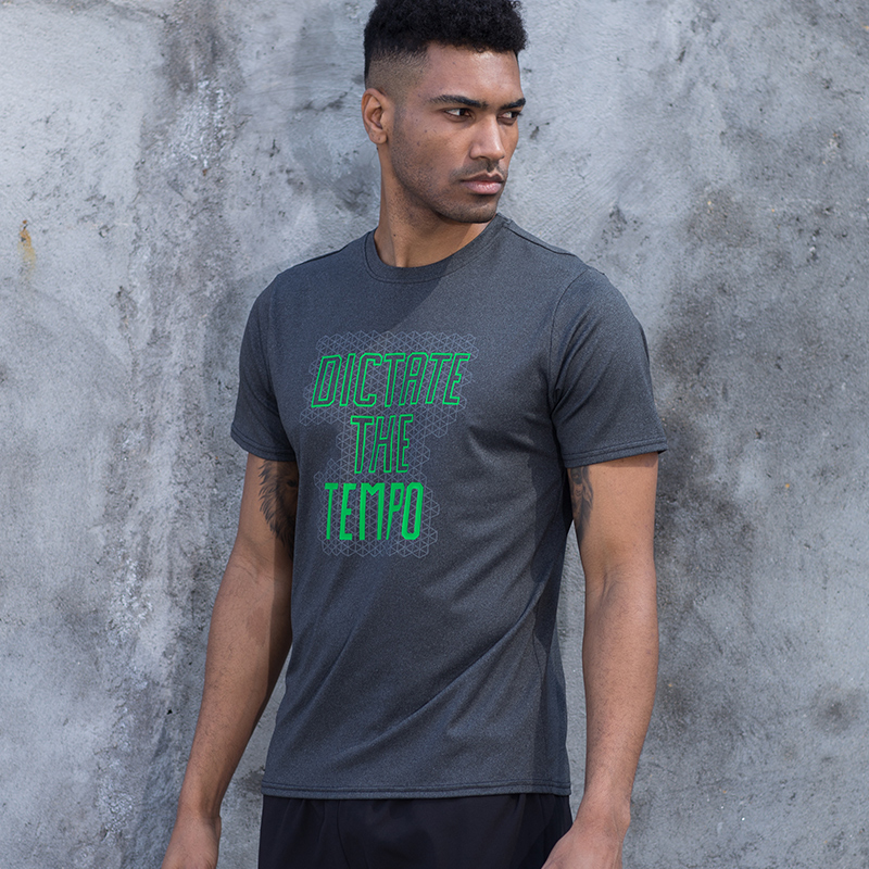 Sports luminous T-shirt men's summer quick-drying clothes breathable loose fitness short-sleeved running t-shirt round neck, 23 
Sports luminous T-shirt men's summer quick-drying clothes breathable loose fitness short-sleeved running t-shirt round neck, 23