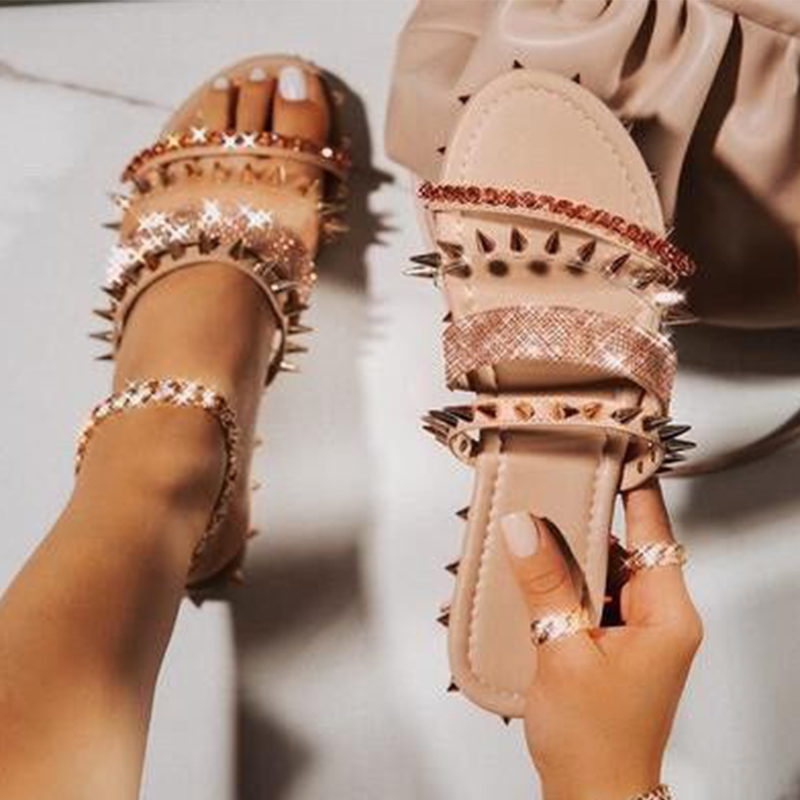 Slippers Women's Rivet Flats Slides Rhinestone Bling Ladies Crystal Sandals Shoes Summer Female Plus Size Fashion New1