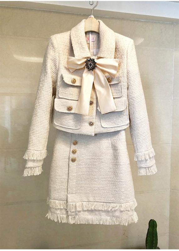 Two Piece Dress Brand Lady Wool 2 Piece Set Winter Women Diamond Bow Gold Single Breasted Short Tweed Jacket Coat+Tassel Pencil Skirt Suit, Rice white
Two Piece Dress Brand Lady Wool 2 Piece Set Winter Women Diamond Bow Gold Single Breasted Short Tweed Jacket Coat+Tassel Pencil Skirt Suit, Rice white