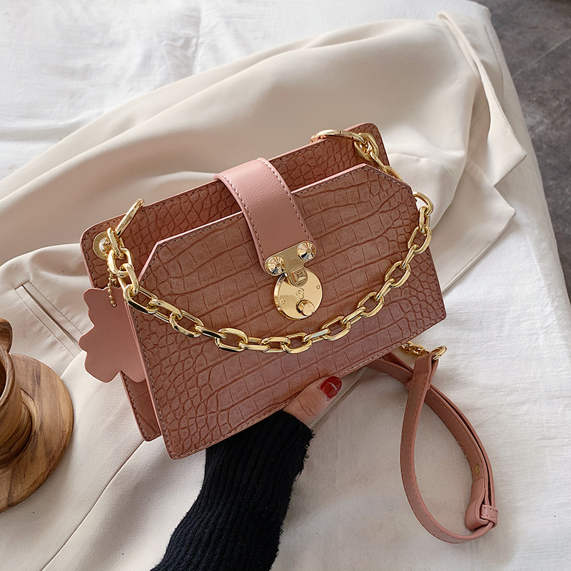 Small fragrant wind bag handbag 2023 Summer new wave of French minority small square package texture shoulder diagonal chain bag