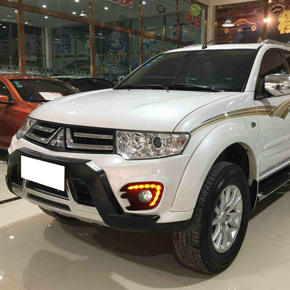 2PCS LED DRL For Mitsubishi Pajero Sport Montero Sport 2013 2014 2015 Daytime Running Lights Fog Lamp Cover Car Styling