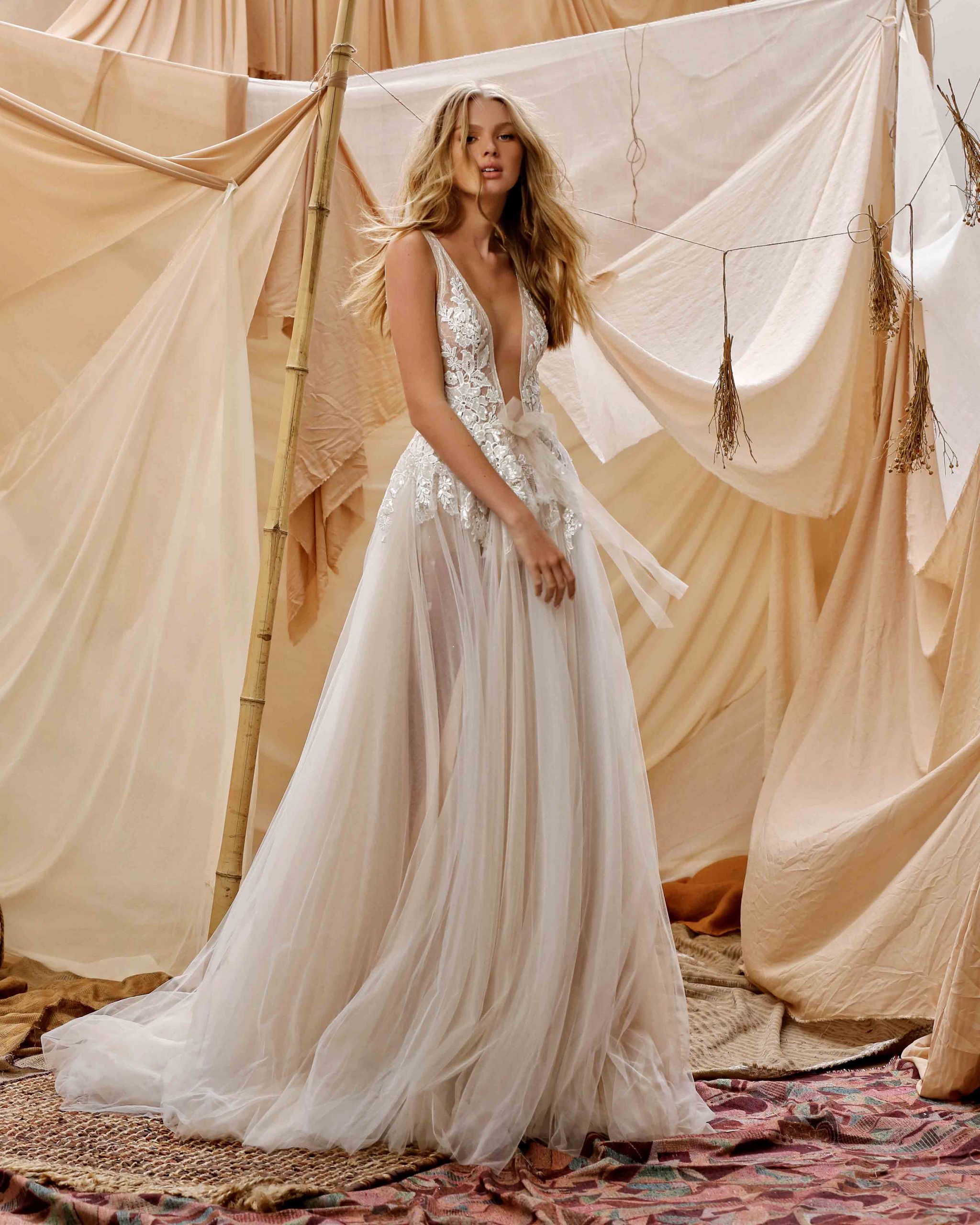 Berta 2021 Bohemian Wedding Dress Deep V Neck Lace Appliqued Beads Country Beach Boho Bridal Gowns vestidos de novia