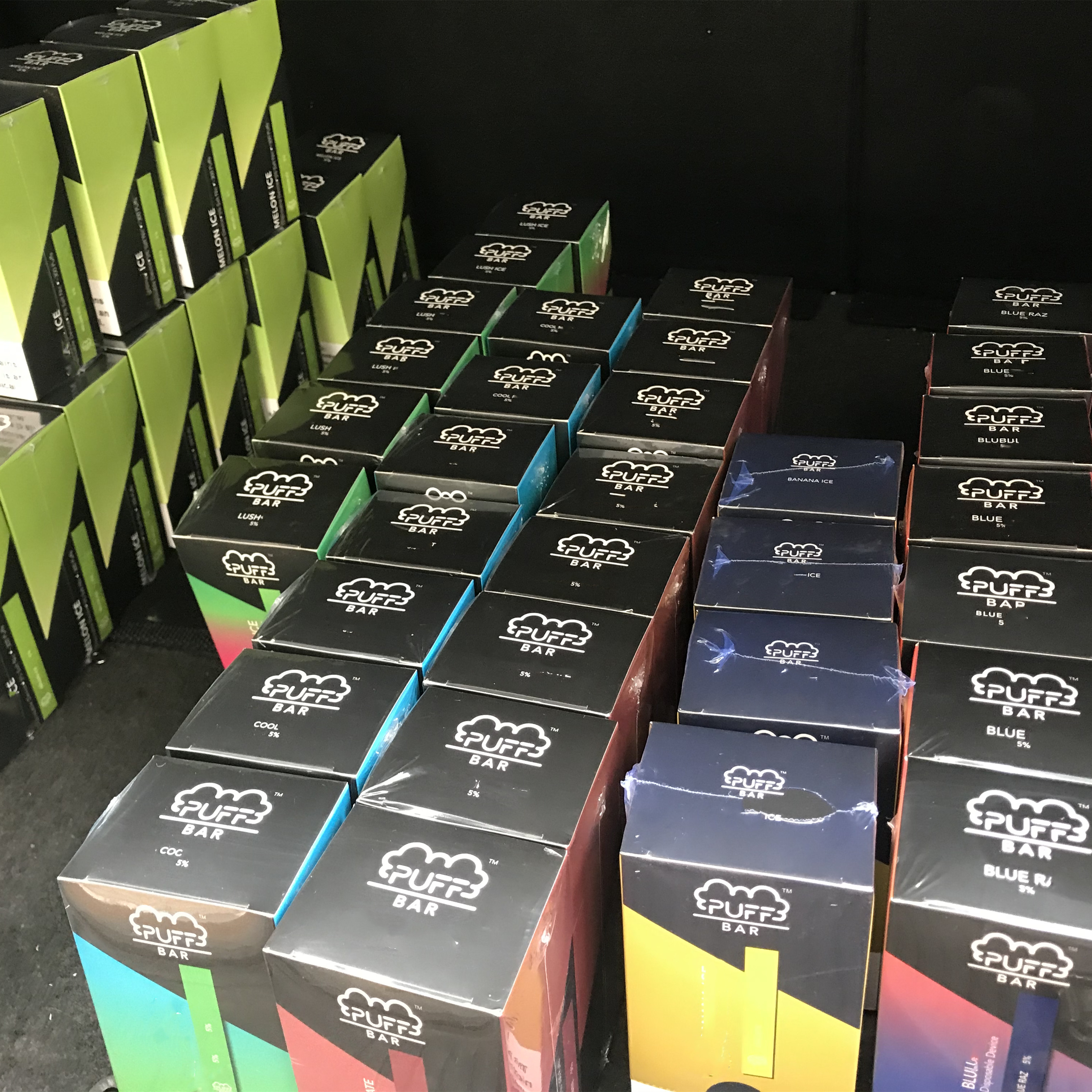 Fast Delivered By UPS or Fedex Disposable E-cigarettes Puff Bar Plus XXL MAX BANG Pre-filled Kit with Security Code
Fast Delivered By UPS or Fedex Disposable E-cigarettes Puff Bar Plus XXL MAX BANG Pre-filled Kit with Security Code