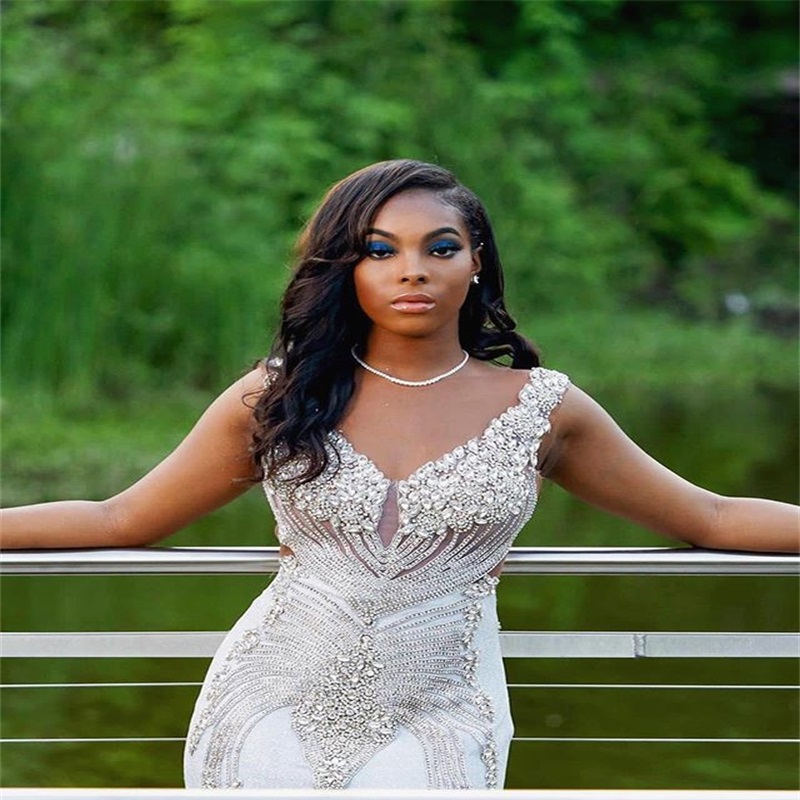 Newest Luxury Plus Size Mermaid Wedding Dresses V-neck Beaded Crystal Sexy Backless Beach Wedding Dress Ruched Satin Vestido De Noiva