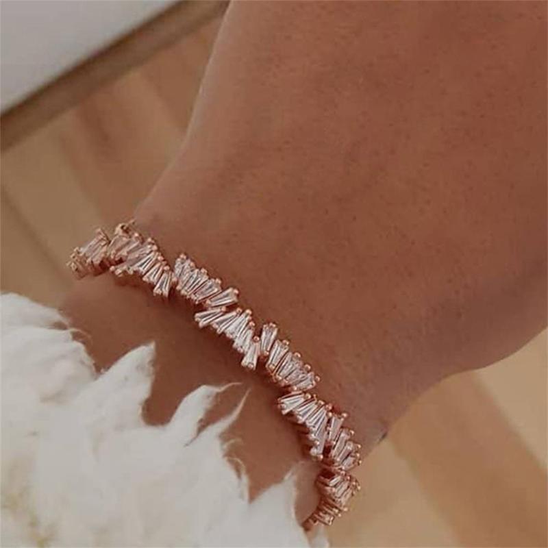 Romantic Female Bracelets Crystal Geometric Opening Rose Gold Bracelet Women Wedding Anniversary Jewelry Gift
Romantic Female Bracelets Crystal Geometric Opening Rose Gold Bracelet Women Wedding Anniversary Jewelry Gift