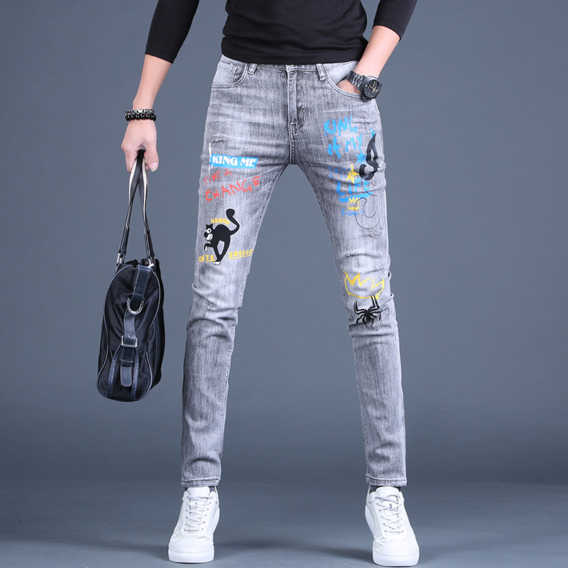 Letter Cat Animal Print Mens Slim Straight Jeans Gray Stretch Cotton Denim Painted Fashion Pants Spring Summer High Quality
Letter Cat Animal Print Mens Slim Straight Jeans Gray Stretch Cotton Denim Painted Fashion Pants Spring Summer High Quality