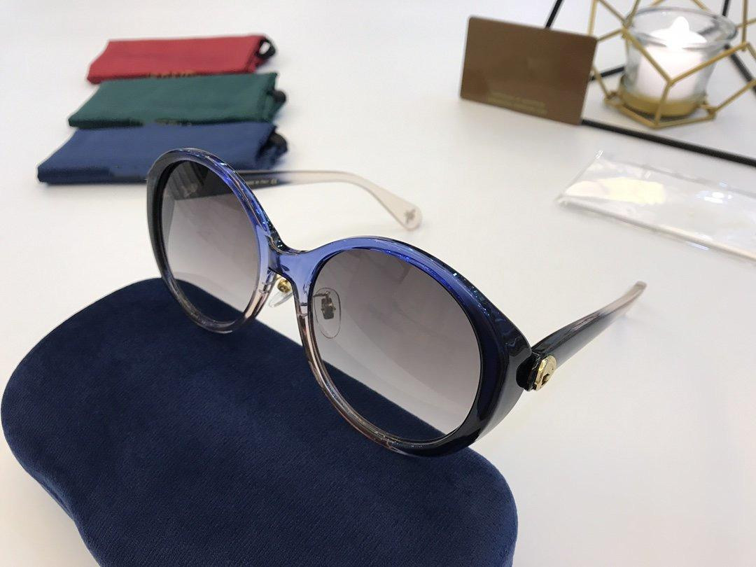 2020 Vintage Famous Luxury 0370 Brand Designer Oversized Square Sunglasses Women Fashion Sexy Big Frame Sun Glasses For Female UV400, White;black
2020 Vintage Famous Luxury 0370 Brand Designer Oversized Square Sunglasses Women Fashion Sexy Big Frame Sun Glasses For Female UV400, White;black