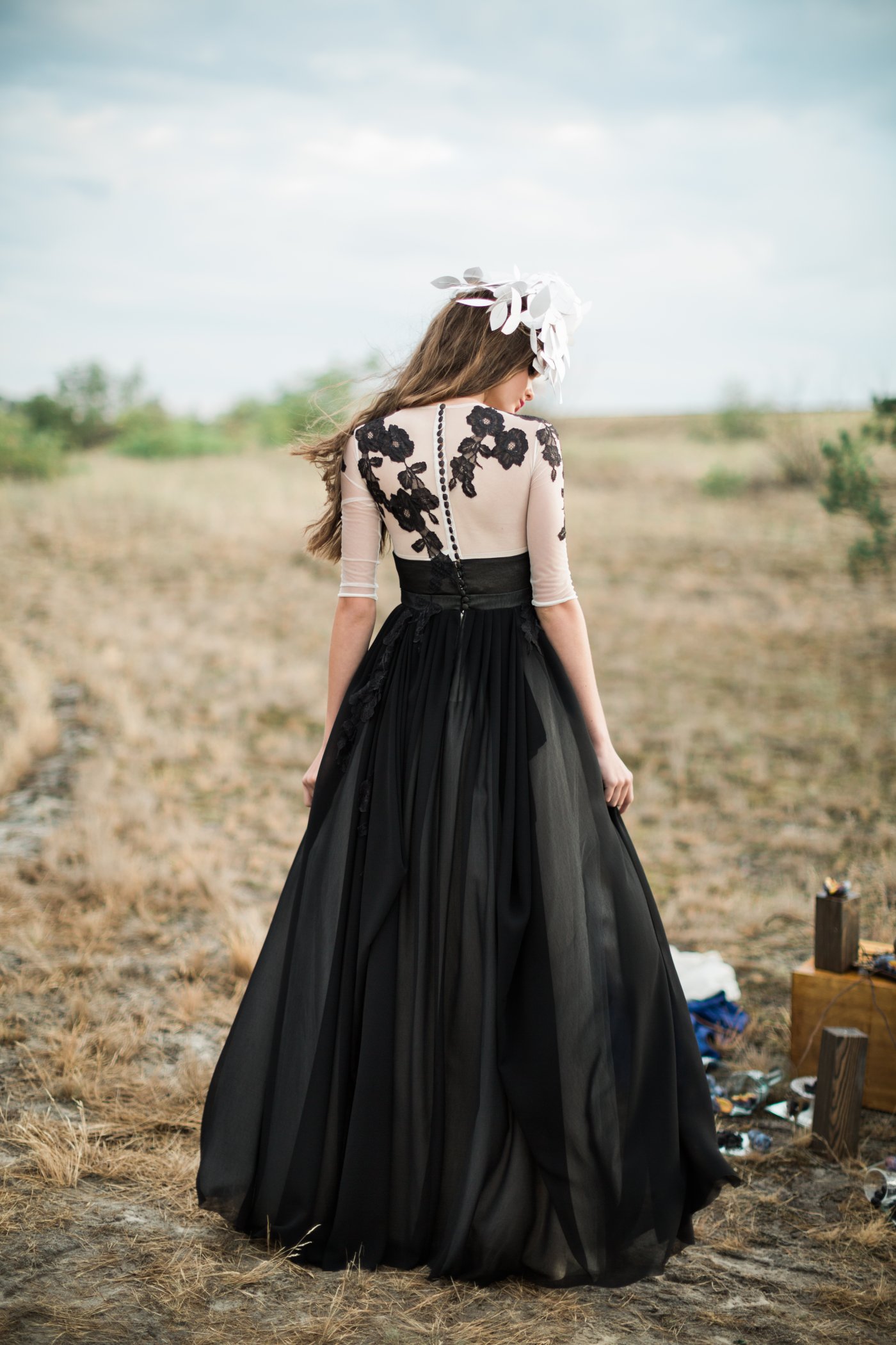 2020 Black Bridesmaid Dresses Chiffon Lace Applique Wedding Guest Dress Jewel Neck Button Back Robes De Demoiselle D'honneur