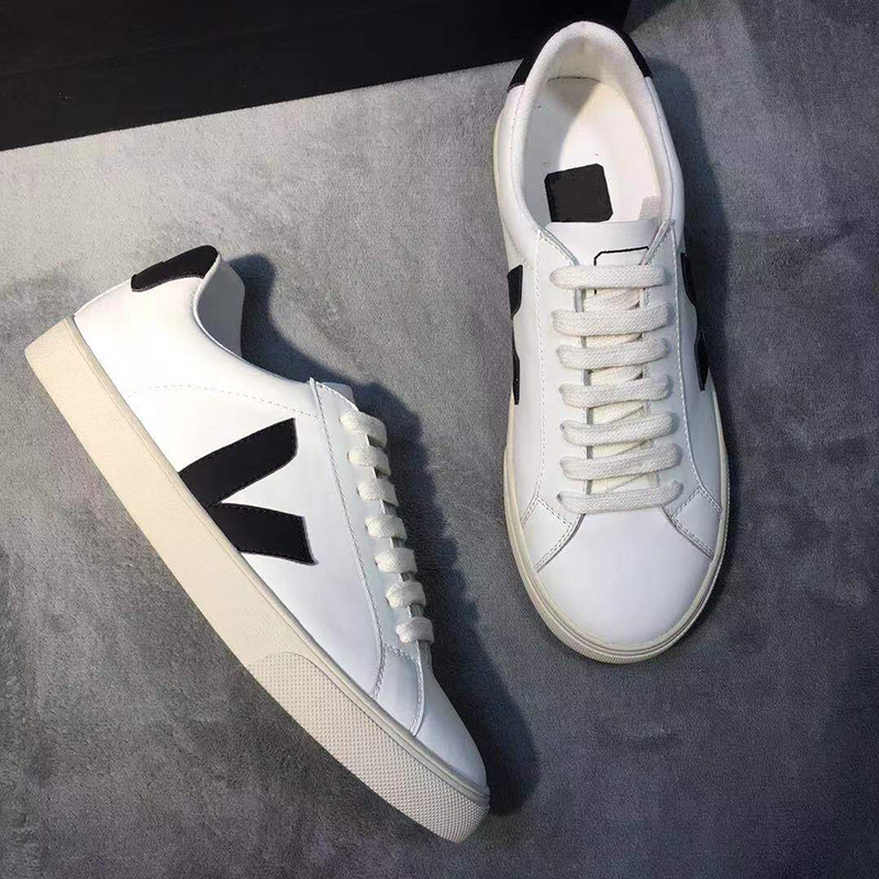 ESPLAR Calfskin Sneakers: White Low-top Leather Trainers for Men & Women, Breathable US4-11, Color 2
ESPLAR Calfskin Sneakers: White Low-top Leather Trainers for Men & Women, Breathable US4-11, Color 2