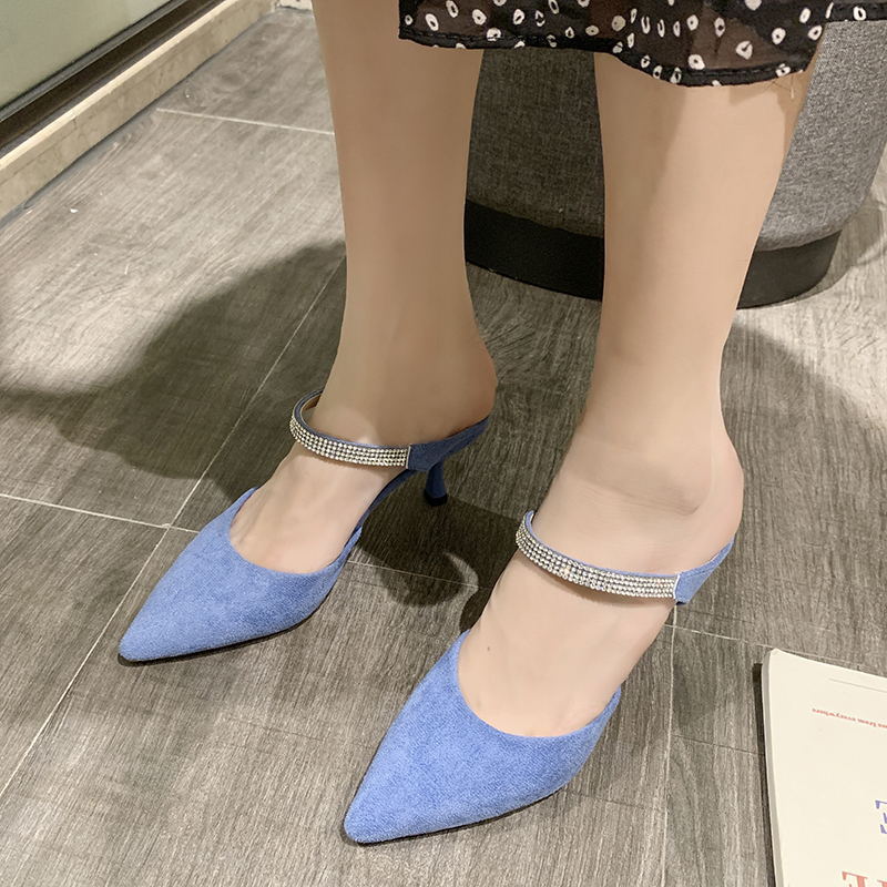 sexy fairy wind diamond high-heeled slippers outside women wear the new spring/summer 2020 joker heel sandals in baotou, Black
sexy fairy wind diamond high-heeled slippers outside women wear the new spring/summer 2020 joker heel sandals in baotou, Black