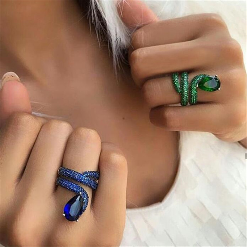 New Arrival Brand Unique Luxury Jewelry 10KT Black Gold Fill Water Drop Pear Cut Emerald CZ Diamond Women Wedding Snake Band Ring Gift