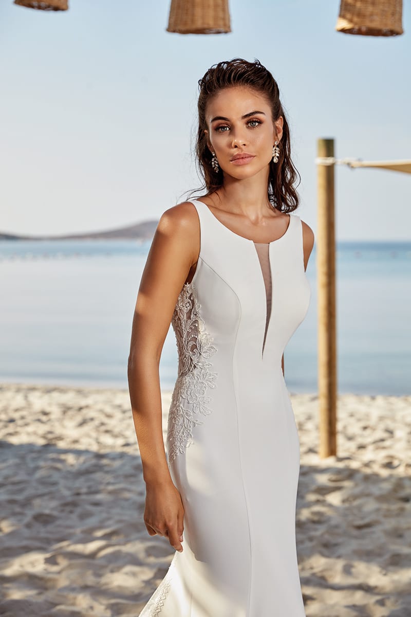 Eddy K Mermaid Wedding Dresses Sheer Neck Lace Appliques Bridal Gowns Beach Sweep Train Backless Wedding Dress