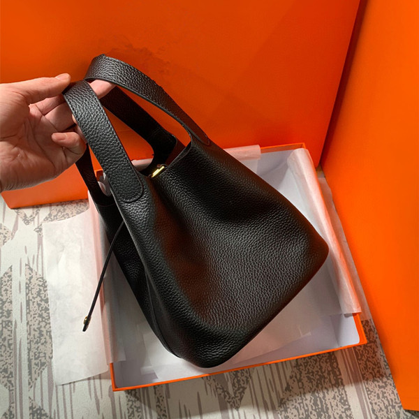 2021 fashion bags lock in vegetable basket bucket bag top layer leather hand-held womens totes, Make up the difference
2021 fashion bags lock in vegetable basket bucket bag top layer leather hand-held womens totes, Make up the difference