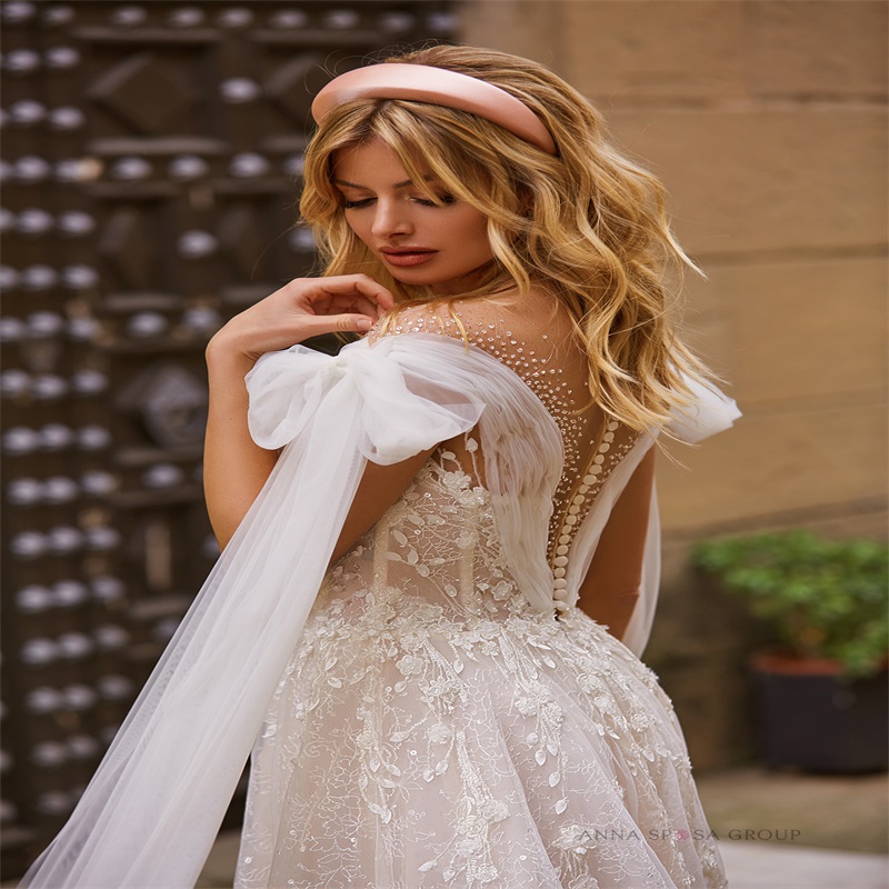 Gorgeous Church Wedding Dresses Floral Appliqued Lace Sequins Off-Shoulder A Line Country Wedding Dress Custom Made Long Robes De Mariée