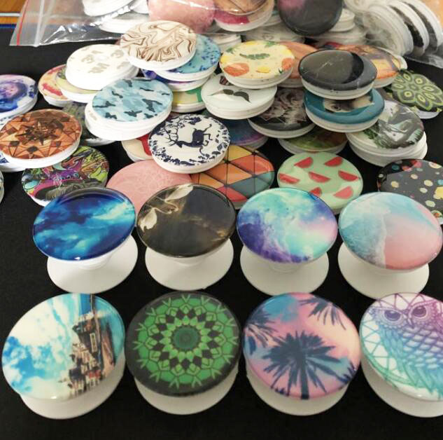 Finger Grip Ring Holder For iPhone 11 Xs Max XR S20 Marble Finger Holders Universal 360 Degree Expanding Phone Grip Round Bracket Stand
Finger Grip Ring Holder For iPhone 11 Xs Max XR S20 Marble Finger Holders Universal 360 Degree Expanding Phone Grip Round Bracket Stand