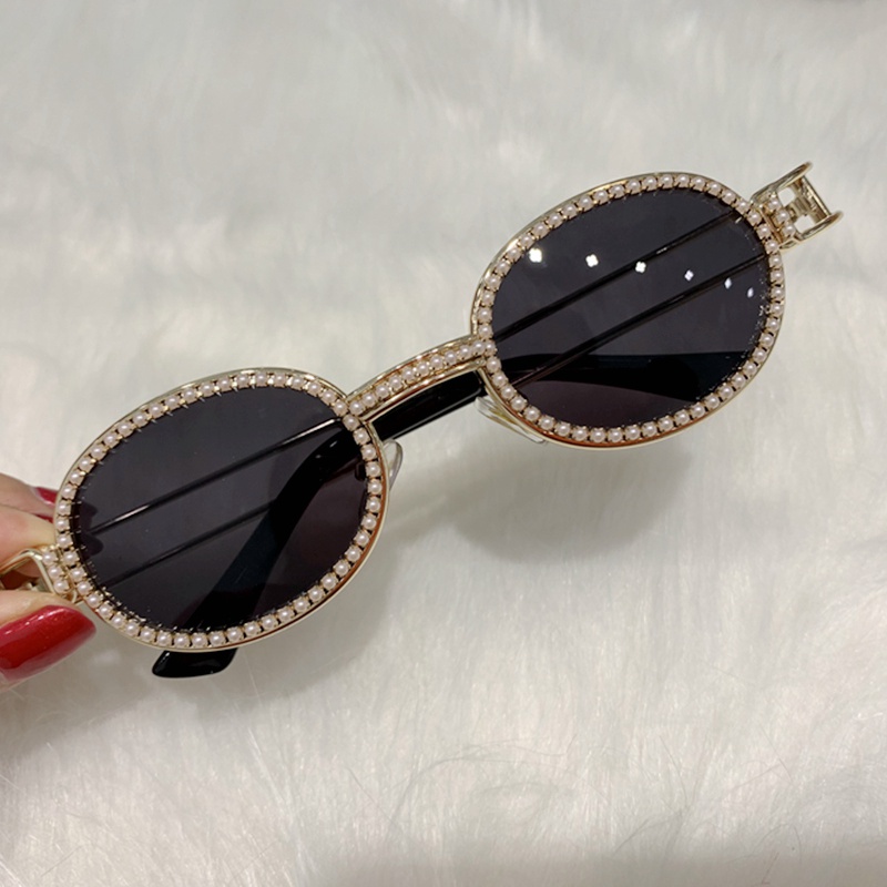 Pretection Retro Design Round Sunglasses Women Vintage Steampunk Sun glasses For Men Clear lens Rhinestone sunglasses Oculos, White;black
Pretection Retro Design Round Sunglasses Women Vintage Steampunk Sun glasses For Men Clear lens Rhinestone sunglasses Oculos, White;black