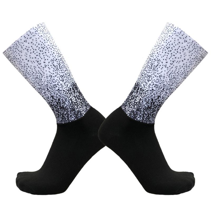 Cycling Socks Anti-slipping Breathable Bicycle Socks Aero Gradient Color Professional Football Outdoor Sport Running, Spot
Cycling Socks Anti-slipping Breathable Bicycle Socks Aero Gradient Color Professional Football Outdoor Sport Running, Spot