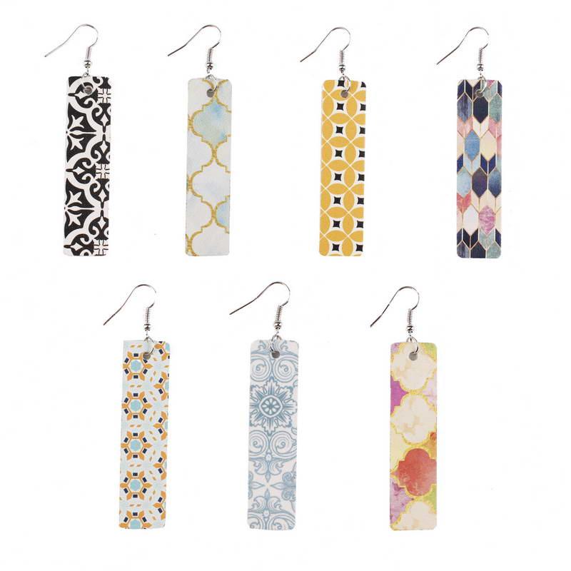 Style Textured Patterns Long Bar Moroccan Earrings for Women Print Leather Rectangle Statement Earrings Fashion Jewelry Gift
Style Textured Patterns Long Bar Moroccan Earrings for Women Print Leather Rectangle Statement Earrings Fashion Jewelry Gift