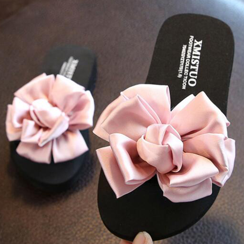 2020 Summer Girls Slippers Kids Home Shoes Cute big Flowers Sandals Children beach Shoes girl summer Casual Slippers s501, Pink
2020 Summer Girls Slippers Kids Home Shoes Cute big Flowers Sandals Children beach Shoes girl summer Casual Slippers s501, Pink