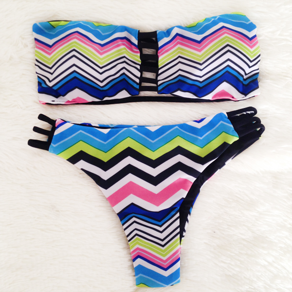 2020 Women Bandeau Bikini Reversible Print swimsuit Strappy swimwear biquini trikin Brazilian Printed Summer Beach Suit, B53
2020 Women Bandeau Bikini Reversible Print swimsuit Strappy swimwear biquini trikin Brazilian Printed Summer Beach Suit, B53