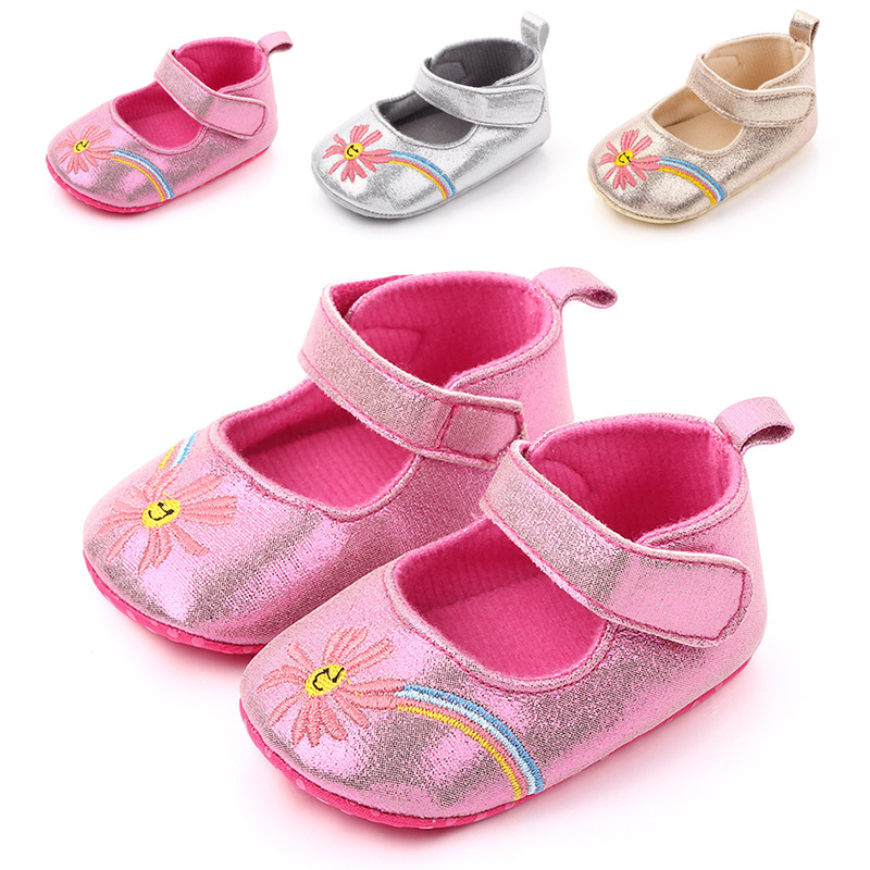 New New Baby Girl Shoes PU Leather Princess Baby Embroidered Shoes First Walkers Newborn Moccasins Booties For Girls
New New Baby Girl Shoes PU Leather Princess Baby Embroidered Shoes First Walkers Newborn Moccasins Booties For Girls