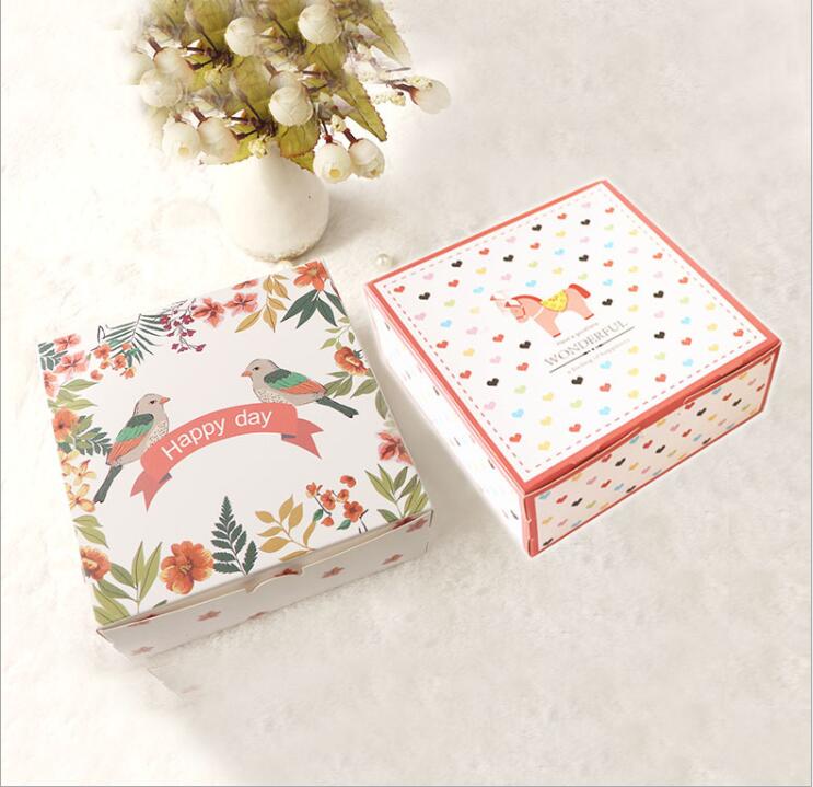 15pcs Cute Cartoon Cake Box And Packaging Wedding Party Favor Box DIY Baking Gift Packaging
