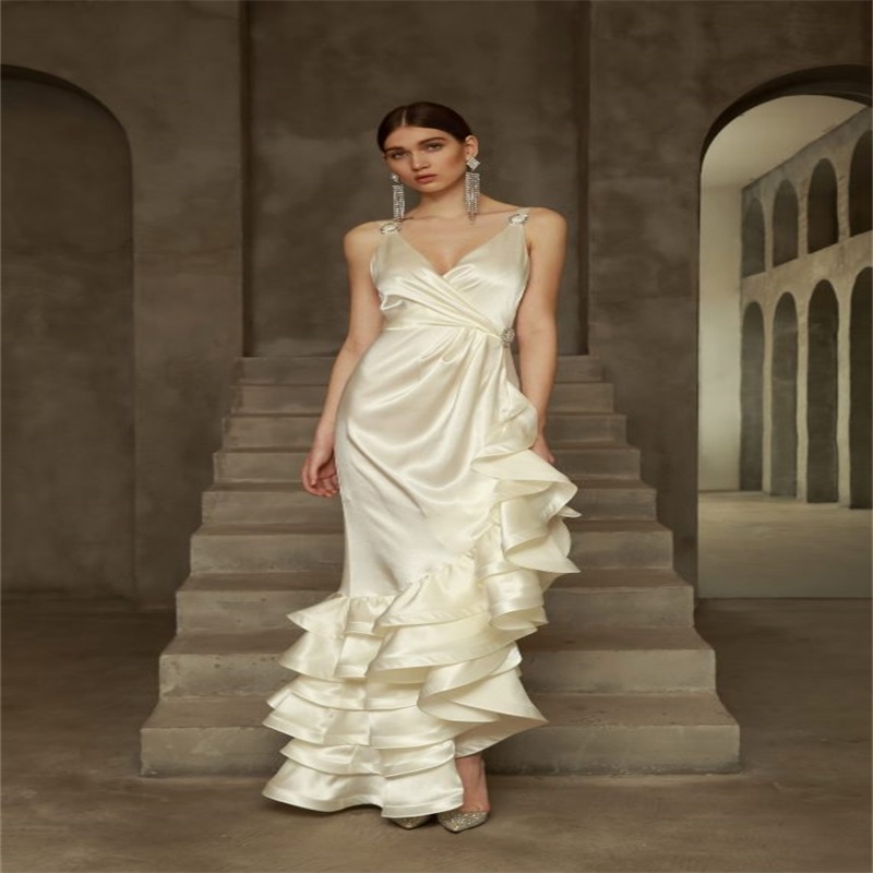 2020 Gorgeous Evening Dresses Spaghetti Strap Side-split Ruched Tiered Satin Pageant Gown Custom Made Sweep Train Mermaid Prom Dress