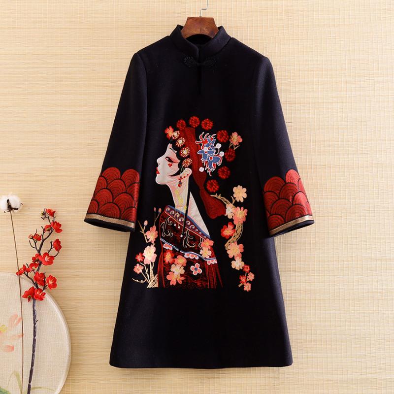 Autumn Winter Retro Women Flowers Wool Vintage Embroidery Chinese Style Elegant Lady Plus Size Loose Thick Qipao Dress 3XL
Autumn Winter Retro Women Flowers Wool Vintage Embroidery Chinese Style Elegant Lady Plus Size Loose Thick Qipao Dress 3XL