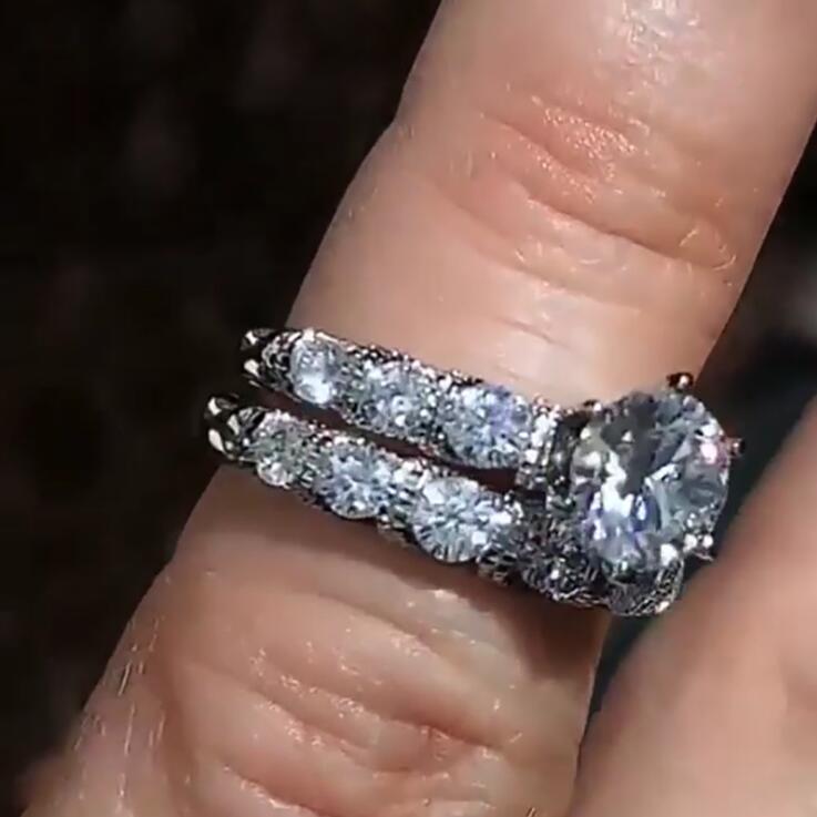 Vintage Jewelry Couple Rings 925 Sterling Silver Round Cut White Topaz CZ Diamond Popular Promise Gemstones Women Wedding Bridal Ring Set