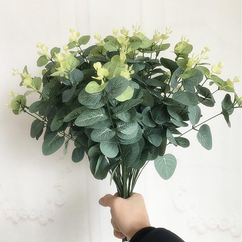Small Eucalyptus Tree Branch Silk Artificial Plants Home Garden Decoration DIY Flower Arrangment Faux Foliage Fake Plant
Small Eucalyptus Tree Branch Silk Artificial Plants Home Garden Decoration DIY Flower Arrangment Faux Foliage Fake Plant