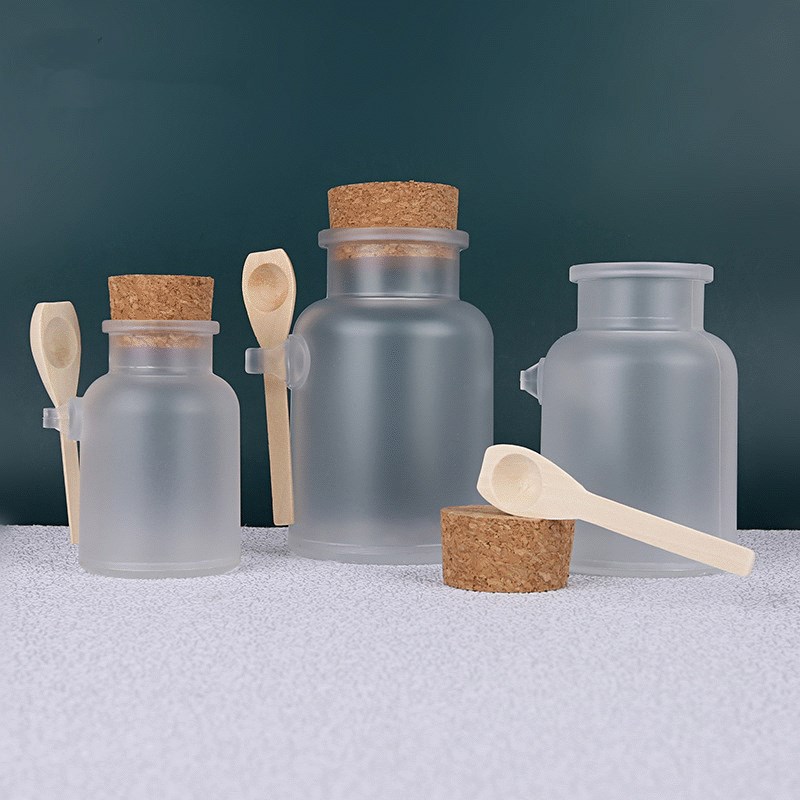 Frosted Plastic Cosmetic Bottles Containers with Cork Cap and Spoon Bath Salt Mask Powder Cream Packing Bottles Makeup Storage Jars
Frosted Plastic Cosmetic Bottles Containers with Cork Cap and Spoon Bath Salt Mask Powder Cream Packing Bottles Makeup Storage Jars