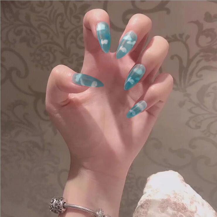 24pcs/Set 3D Long Cloured Pattern False Nails Pre-design Blue European Stiletto Full Artificial Nail Art Tips Fake Nails
24pcs/Set 3D Long Cloured Pattern False Nails Pre-design Blue European Stiletto Full Artificial Nail Art Tips Fake Nails