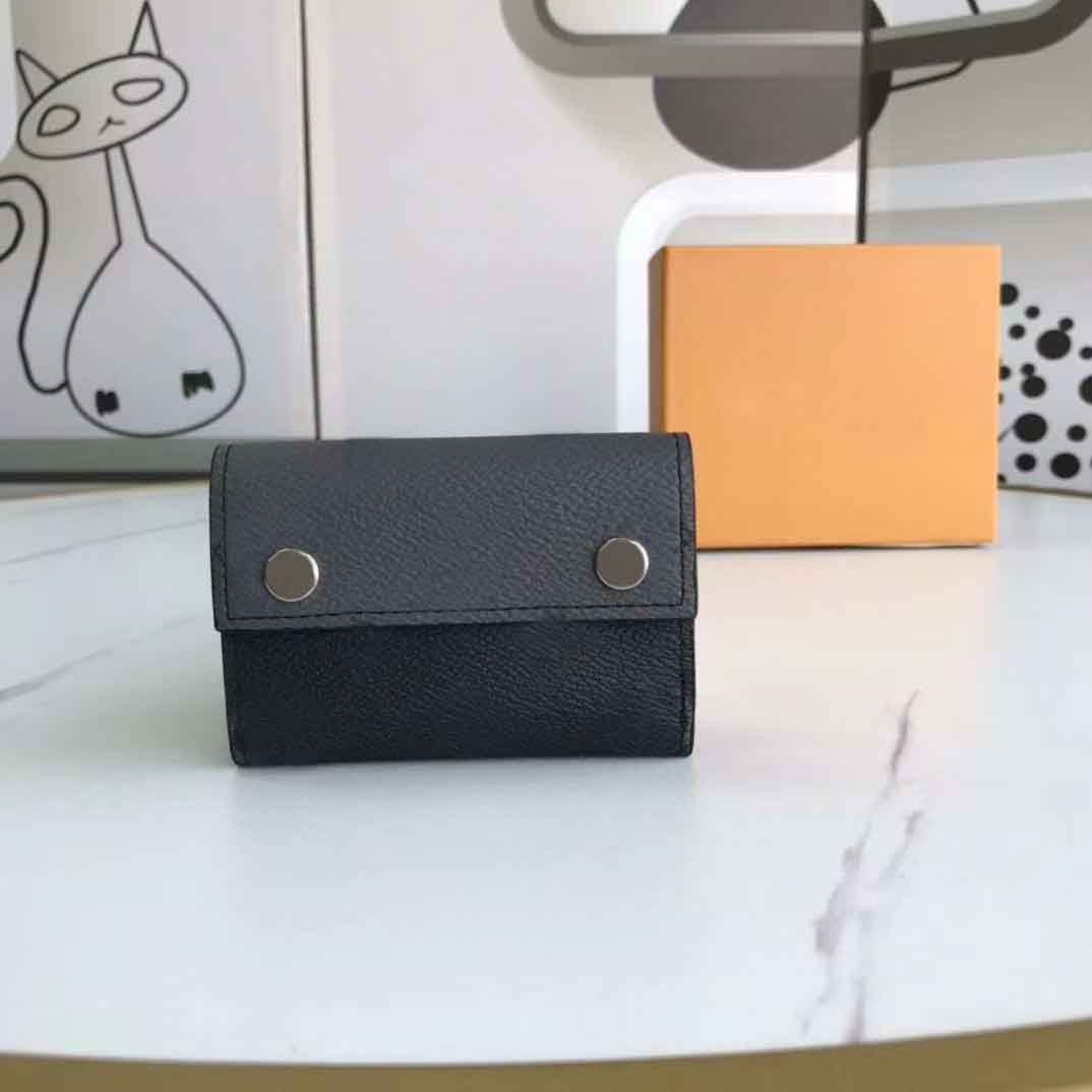 2020 Men Women Genuine Leather Slim Wallets Multiple Cards Holder Clutch Purse Female Original Leather Solid Wallet perfect 67630 64038
2020 Men Women Genuine Leather Slim Wallets Multiple Cards Holder Clutch Purse Female Original Leather Solid Wallet perfect 67630 64038